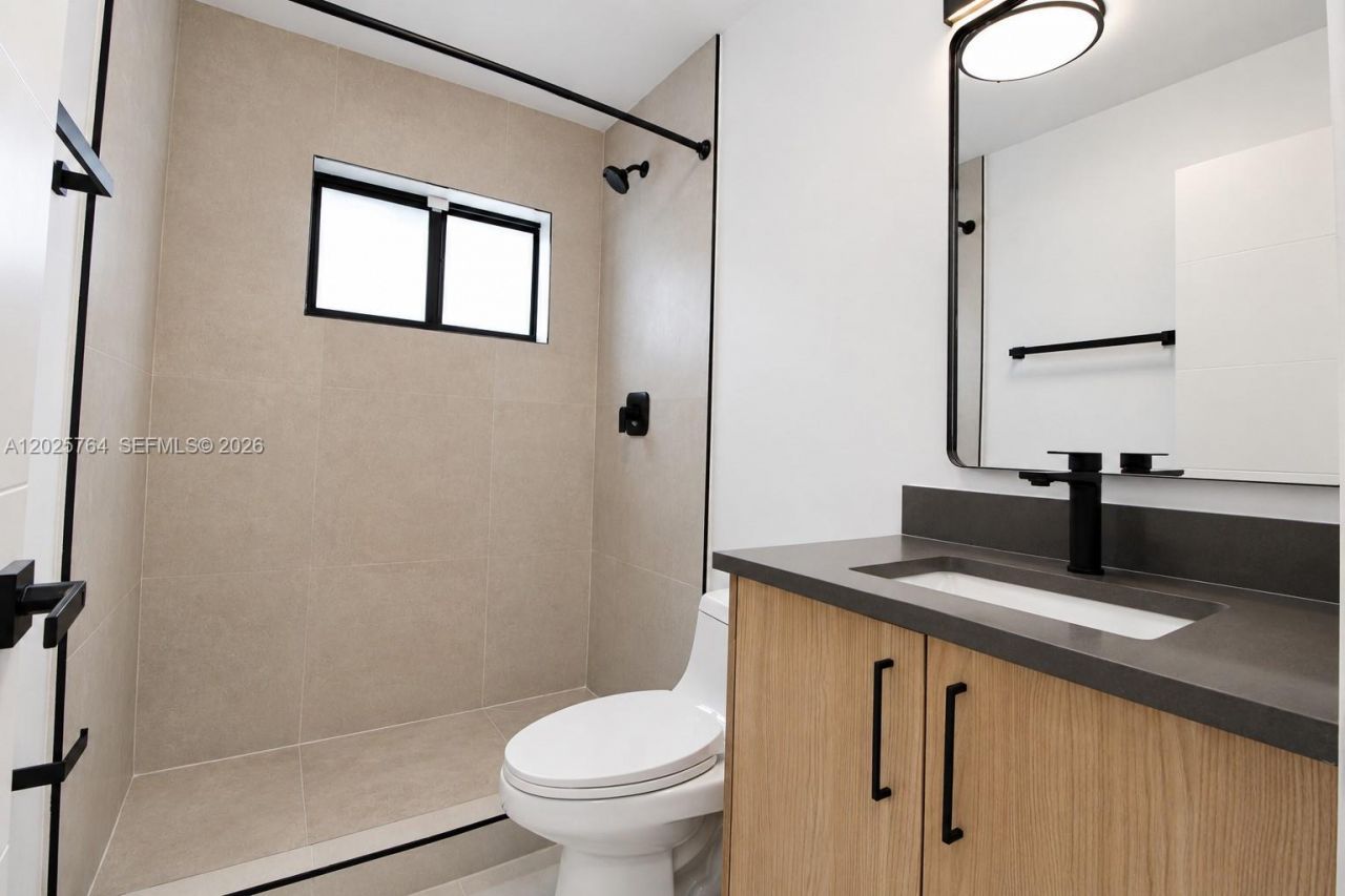 1836 NW 63rd St, Unit 1836, Miami, FL 33147 Photo