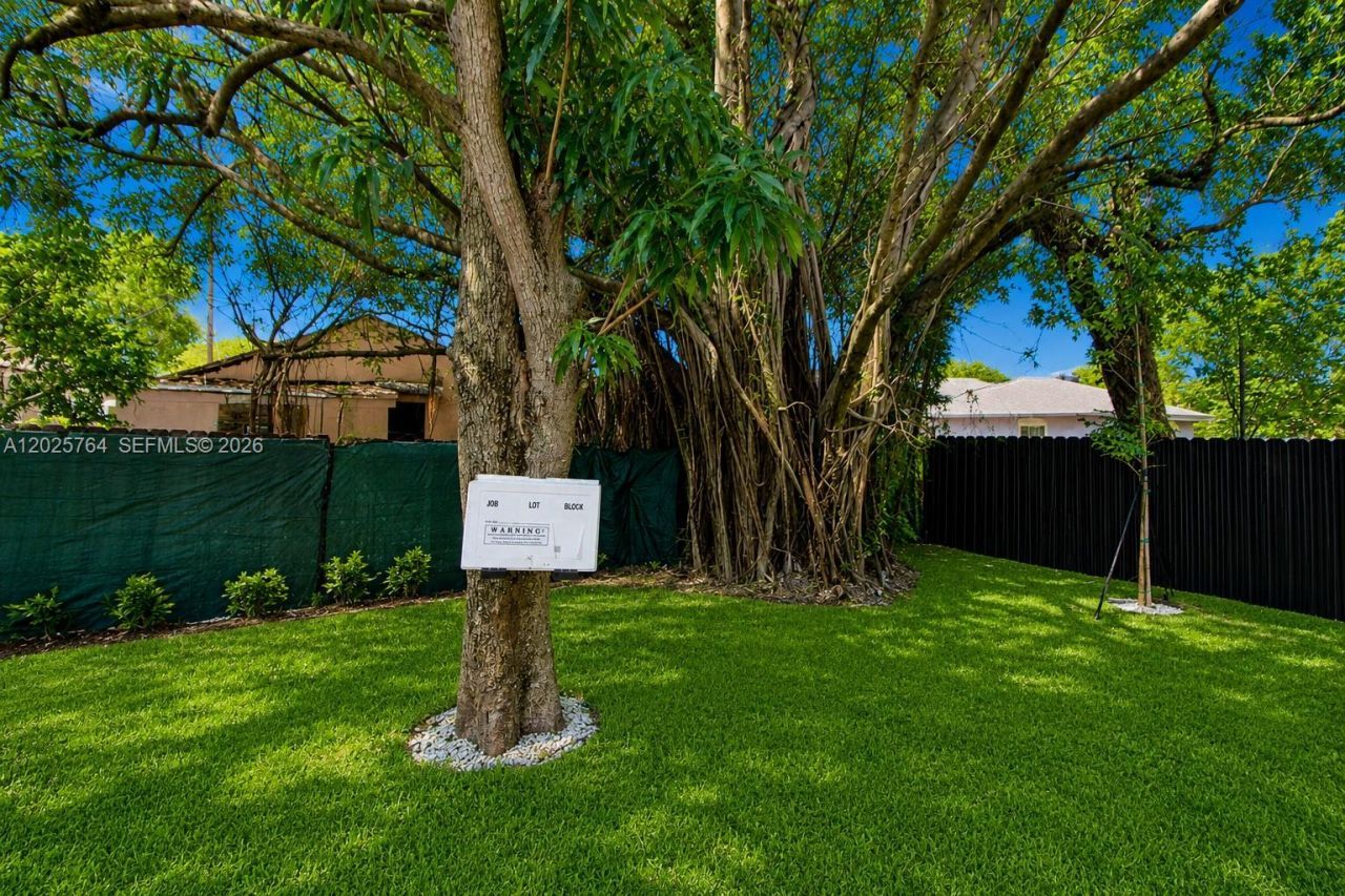 1836 NW 63rd St, Unit 1836, Miami, FL 33147 Photo