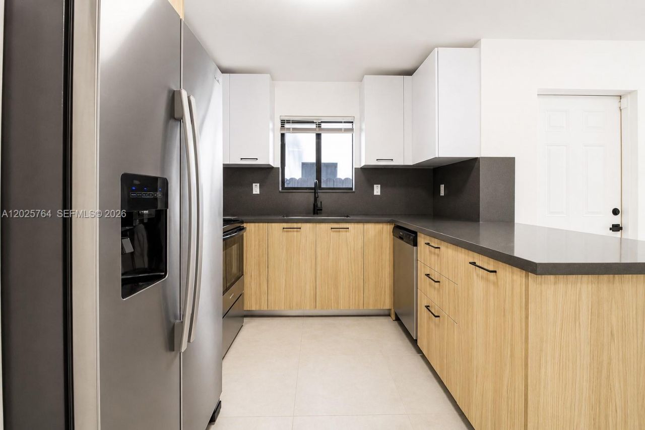 1836 NW 63rd St, Unit 1836, Miami, FL 33147 Photo