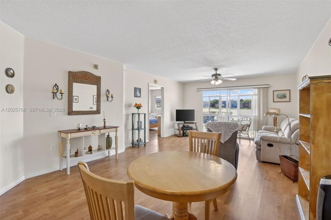 650 SW 138th Ave , Unit 105J, Pembroke Pines, FL 33027 Photo