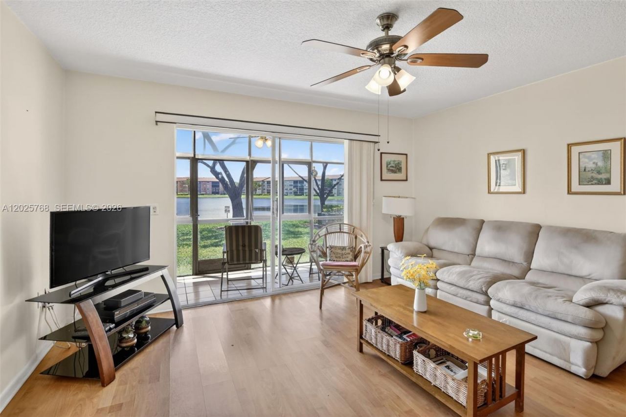 650 SW 138th Ave , Unit 105J, Pembroke Pines, FL 33027 Photo