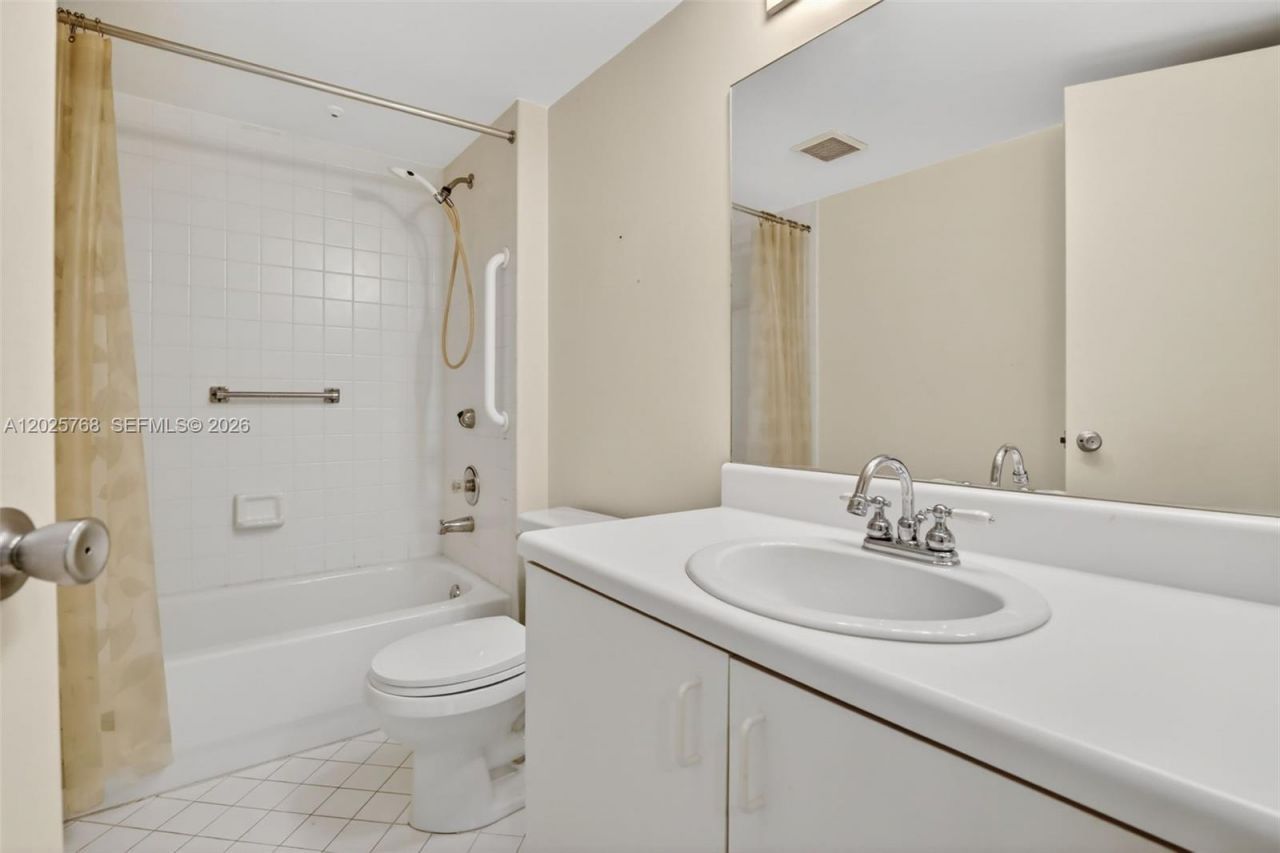 650 SW 138th Ave , Unit 105J, Pembroke Pines, FL 33027 Photo