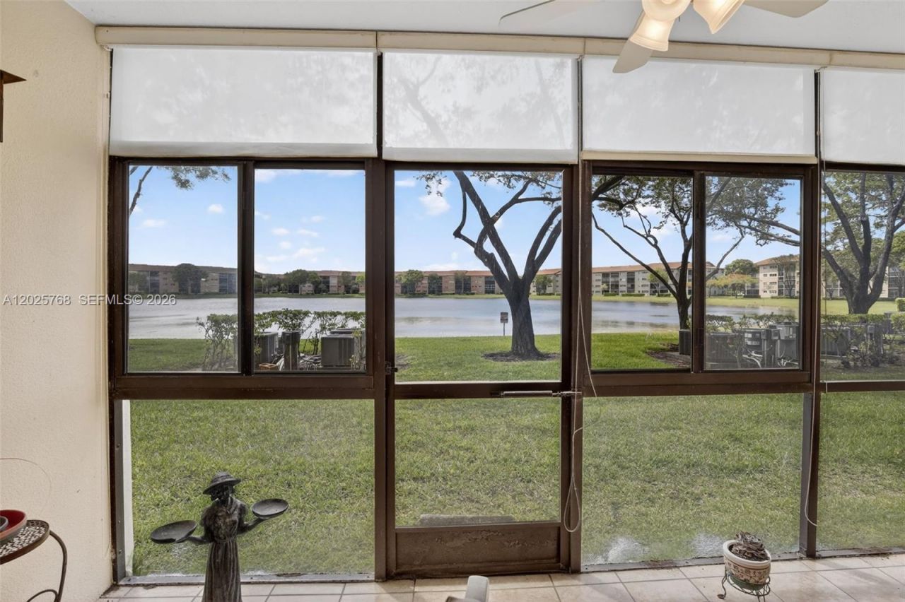 650 SW 138th Ave , Unit 105J, Pembroke Pines, FL 33027 Photo