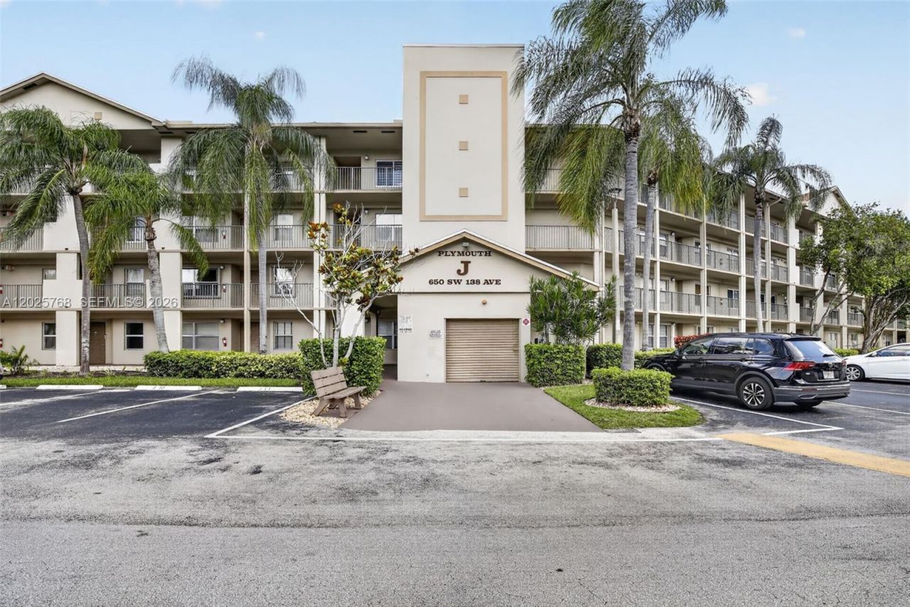 650 SW 138th Ave , Unit 105J, Pembroke Pines, FL 33027 Photo