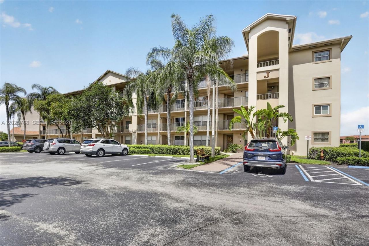 650 SW 138th Ave , Unit 105J, Pembroke Pines, FL 33027 Photo