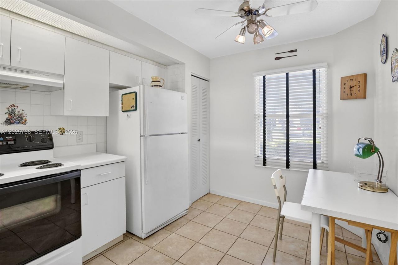 650 SW 138th Ave , Unit 105J, Pembroke Pines, FL 33027 Photo