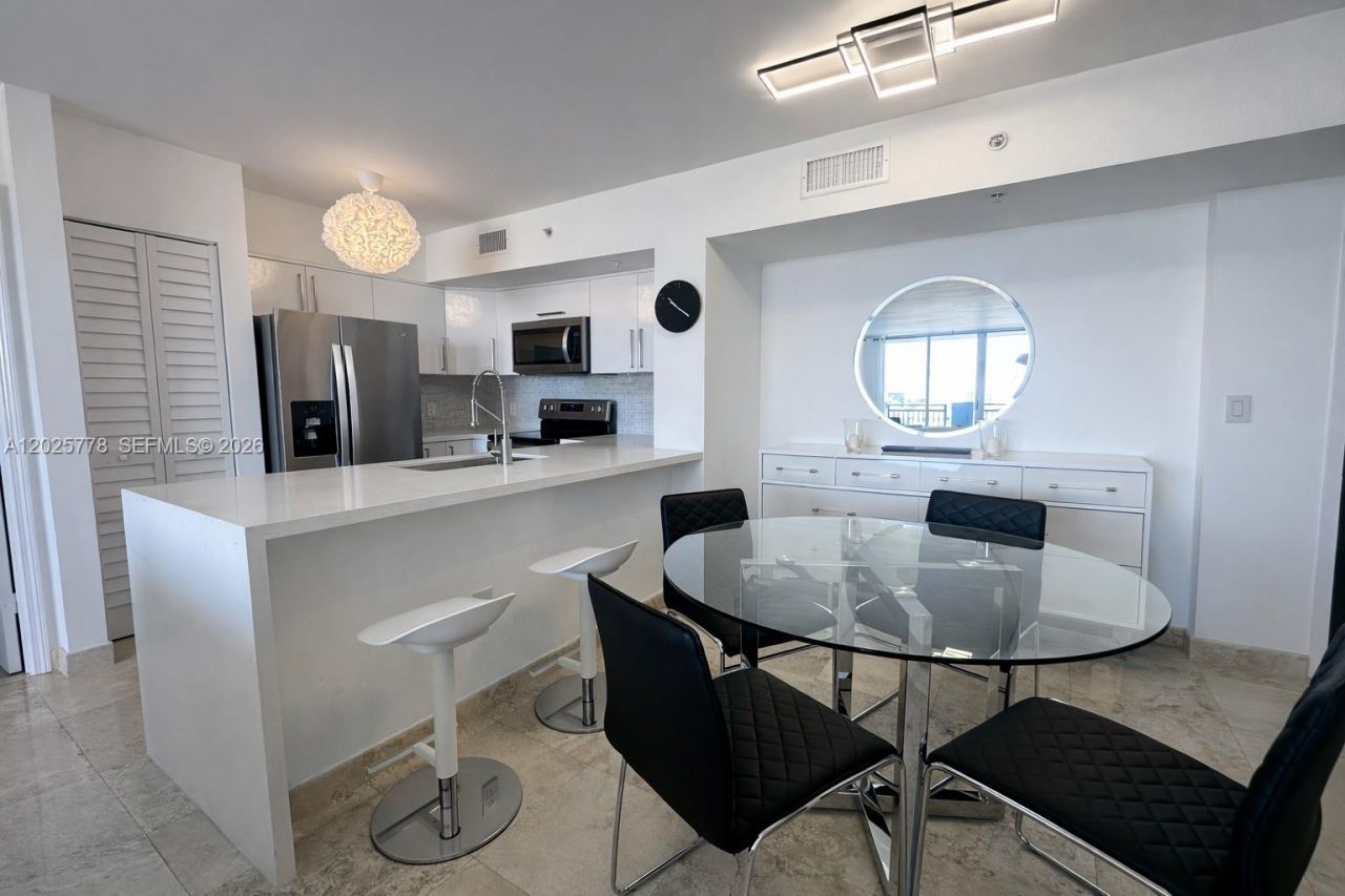 90 Alton Rd , Unit 1009, Miami Beach, FL 33139 Photo