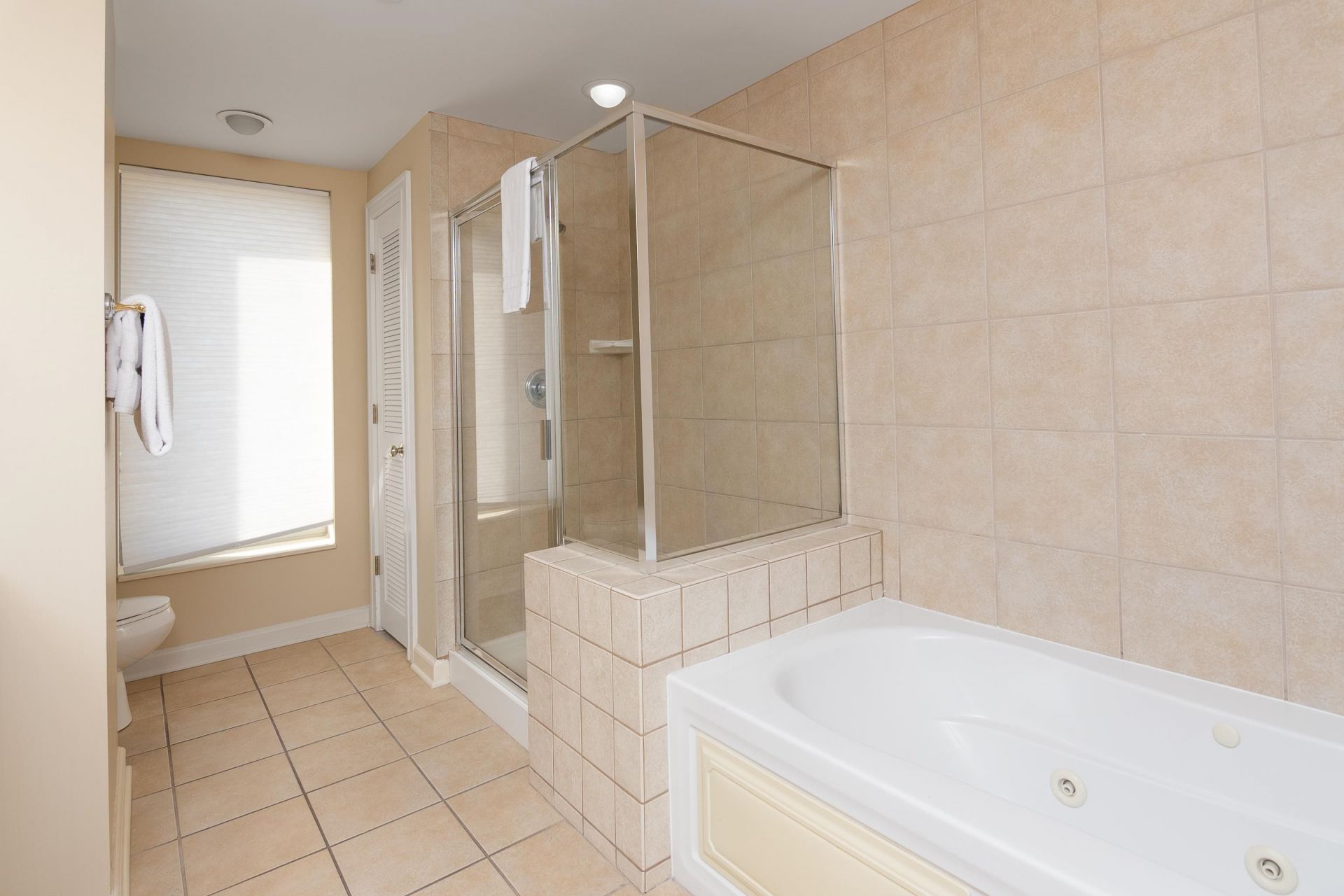 9994 Beach Club Dr.  Photo 23