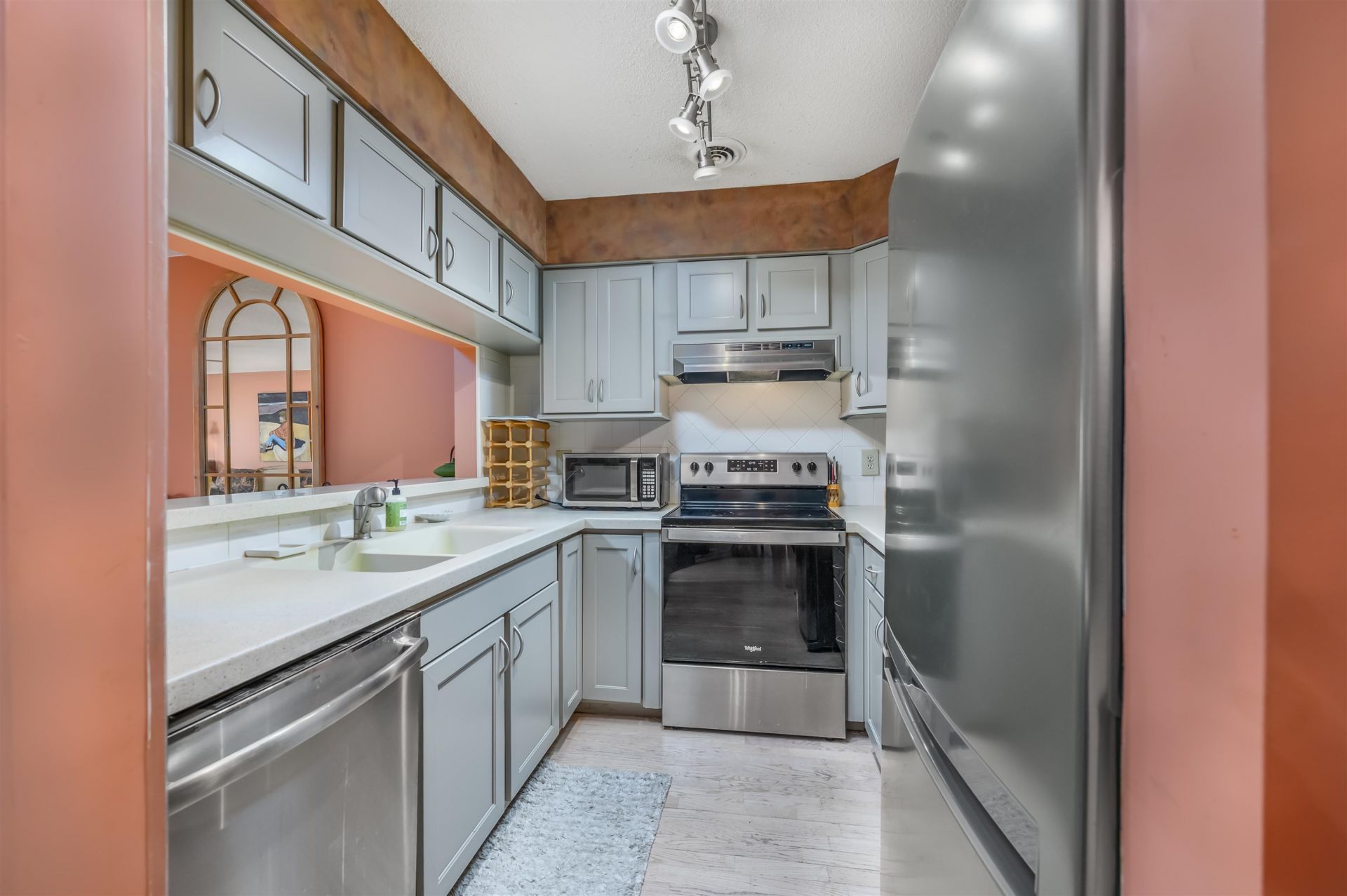623 Rosemary Ln.  Photo 6
