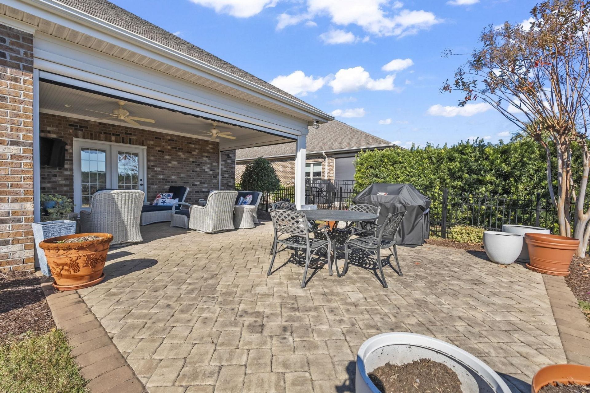750 Villarosa Dr. Photo 29