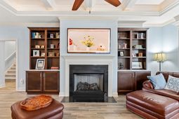 750 Villarosa Dr. photo 4