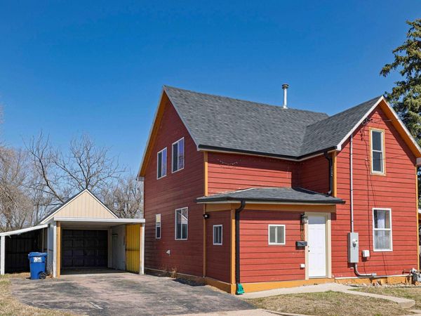 1400 E Russell St, Sioux Falls, SD 57103