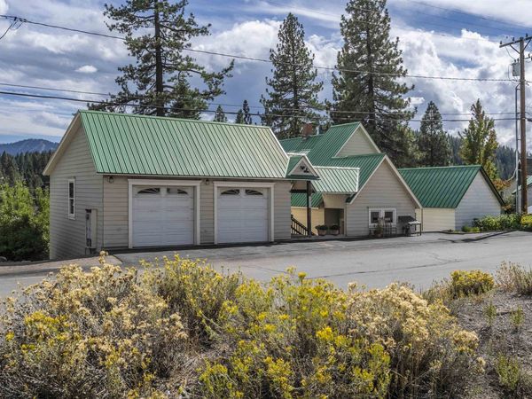 10114 E Jibboom Street, Truckee, CA 96161