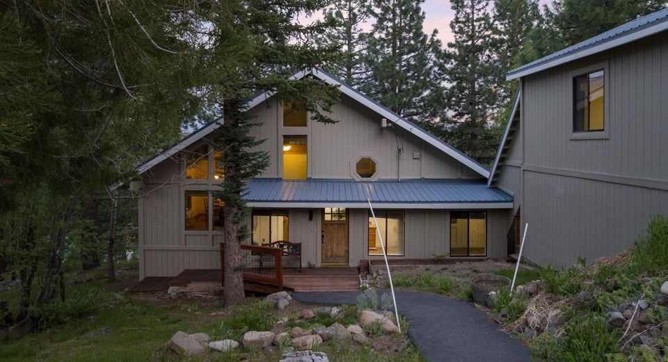 12703 Stockholm Way, Truckee, CA 96161 Photo