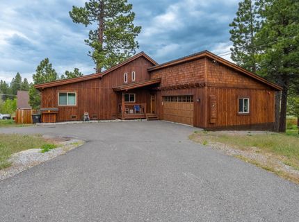 16138 SW Lance Drive, Truckee, CA 96161 Photo