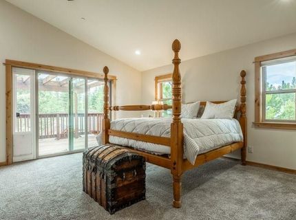 16138 SW Lance Drive, Truckee, CA 96161 Photo