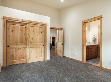 16138 SW Lance Drive, Truckee, CA 96161 Photo