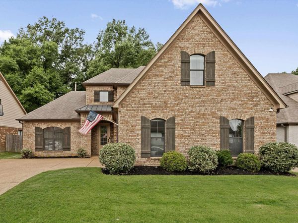 6025 GARRETT VALLEY LN, Arlington, TN 38002