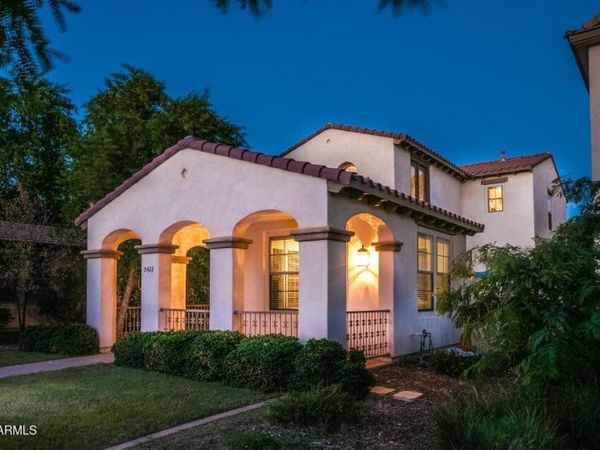 15422 W Dahlia Drive, Surprise, AZ 85379
