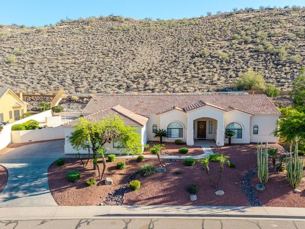 5949 W PINNACLE HILL Drive, Glendale, AZ 85310