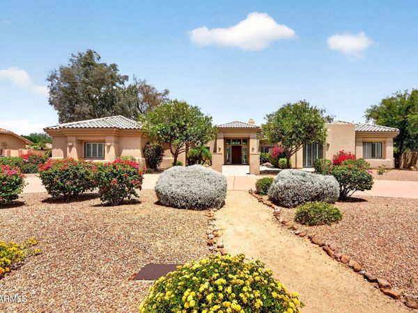 5624 W MISTY WILLOW Lane, Glendale, AZ 85310