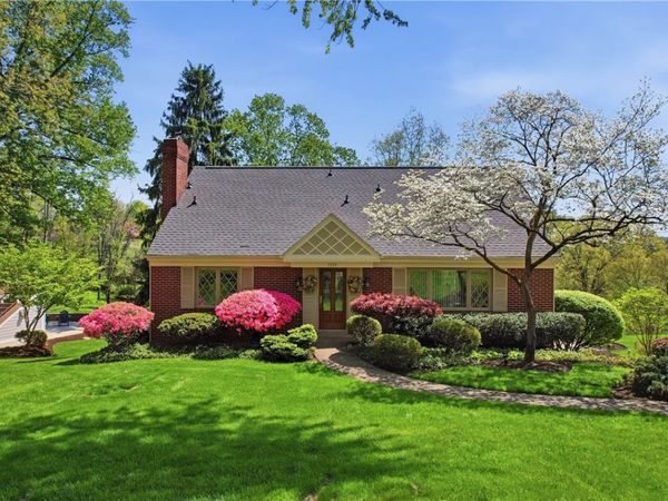 2539 LINDENWOOD DRIVE , Pittsburgh, PA 15241