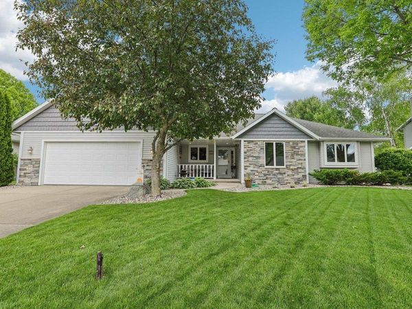 810 Ganser Drive, Waunakee, WI 53597