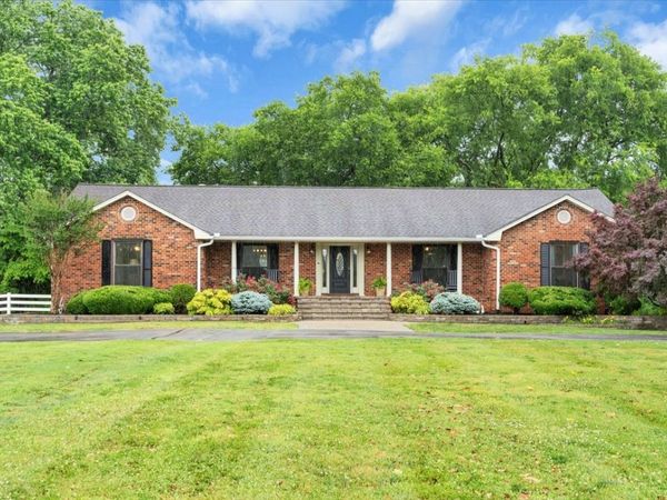 311 Mayfield Dr , Smyrna, TN 37167