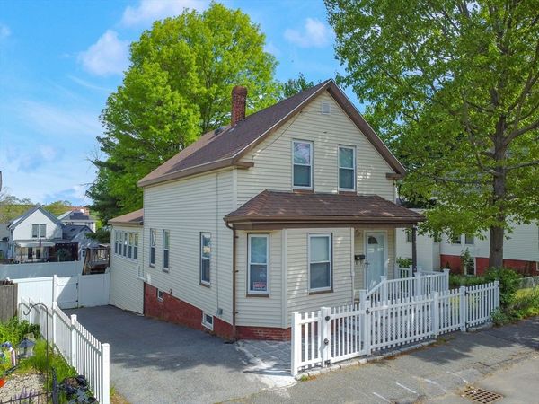 157 S Pleasant St, Haverhill, MA 01835
