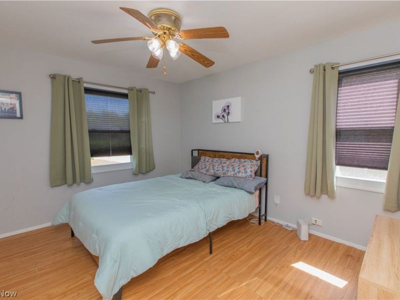26890 Drakefield Avenue , Euclid, OH 44132 Photo 14