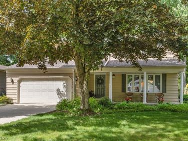 5756 Dorothy Drive, North Olmsted, OH 44070