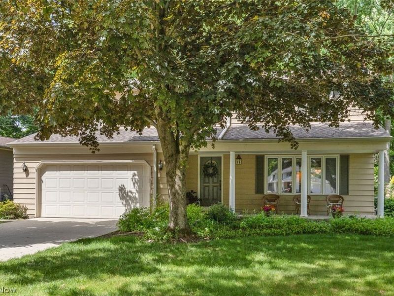 5756 Dorothy Drive, North Olmsted, OH 44070 Photo 1
