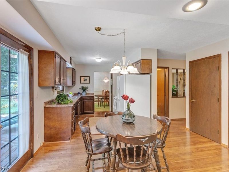 5756 Dorothy Drive, North Olmsted, OH 44070 Photo 15