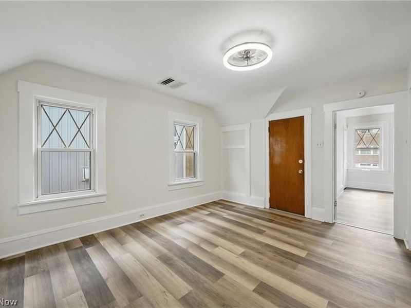 2471 Tremont Avenue , Unit Up, Cleveland, OH 44113 Photo 4