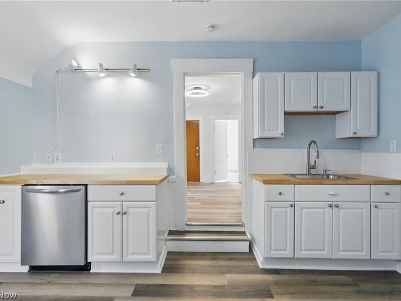 2471 Tremont Avenue , Unit Up, Cleveland, OH 44113 Photo 8
