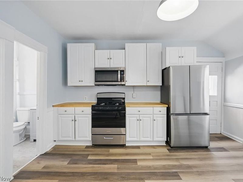 2471 Tremont Avenue , Unit Up, Cleveland, OH 44113 Photo 9