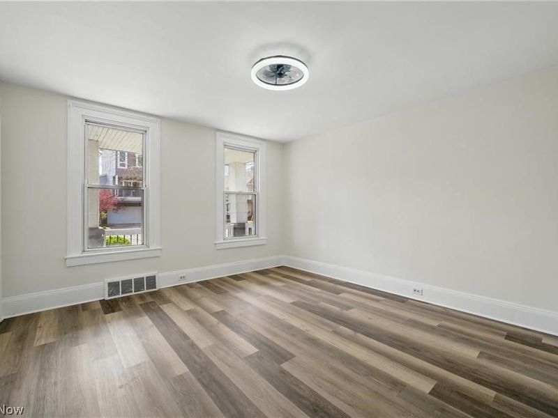 2471 Tremont Avenue , Unit Down, Cleveland, OH 44113 Photo 6