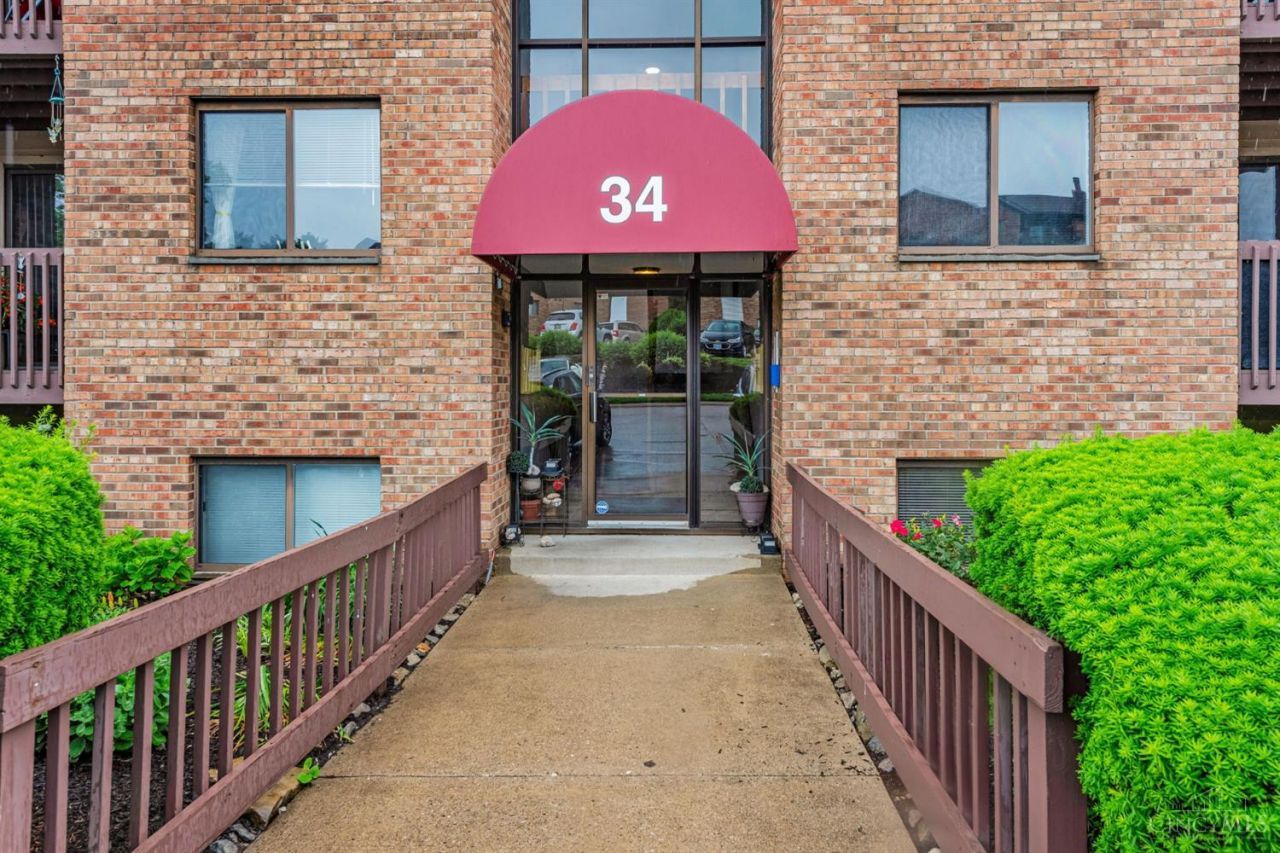 34 Providence Drive, Unit 28, Fairfield, OH 45014 Main Photo