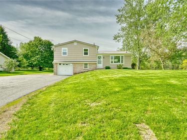 1815 Woodard Road, Webster, NY 14580