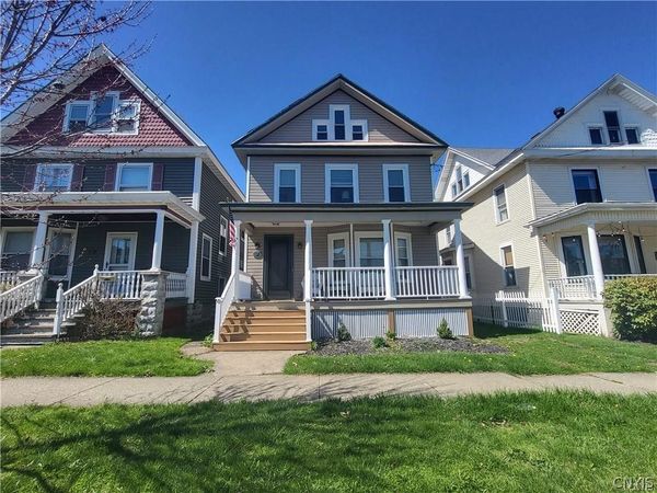 37 Niagara Street , Oswego, NY 13126