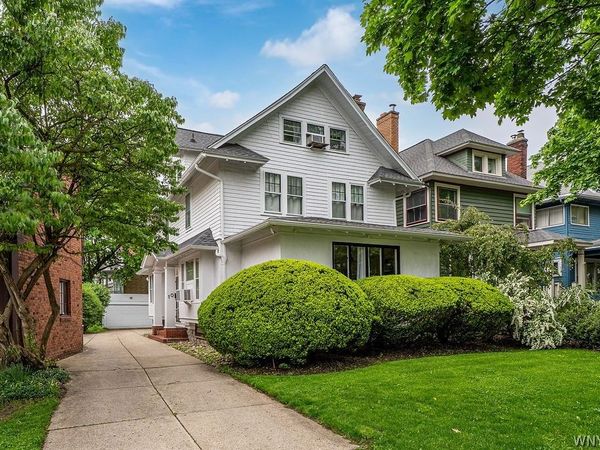 10 Summit Avenue , Buffalo, NY 14214