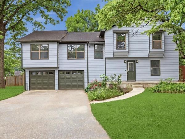 5077 Ravenwood Drive , Marietta, GA 30066