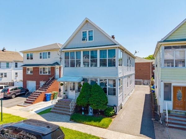29 W 12Th St, Linden, NJ 07036