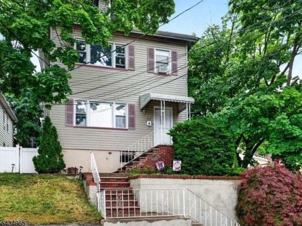 319 Paterson Ave, East Rutherford, NJ 07073