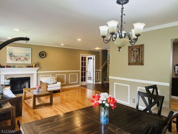 2 Russell Ct, Montville, NJ 07045