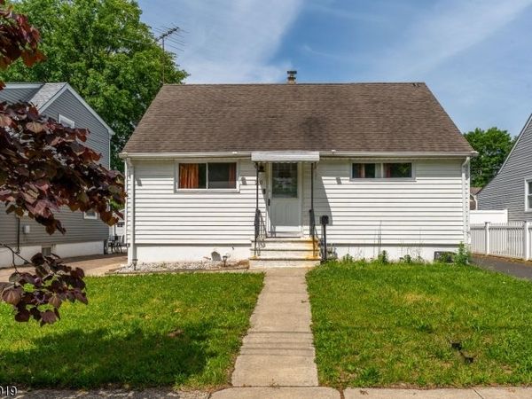 210 Buchanan St, Linden, NJ 07036