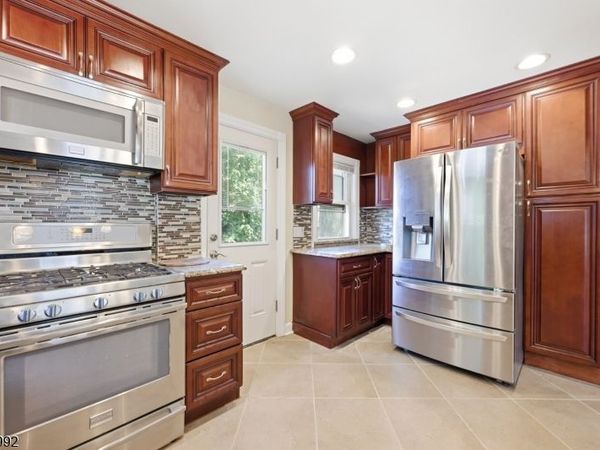 309 Palisade Rd, Elizabeth, NJ 07208