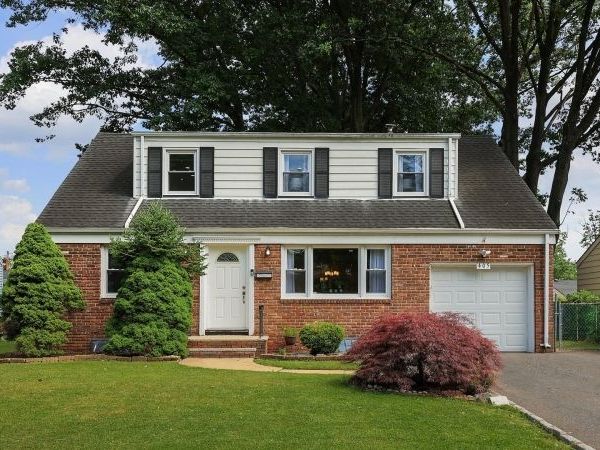 405 Martin Rd, Union, NJ 07083
