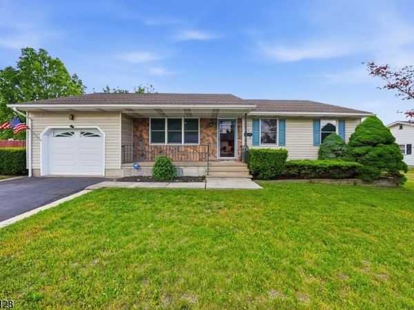 5 N 13Th Ave, Manville, NJ 08835