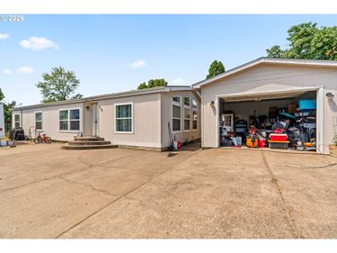 595 KESLING ST, Harrisburg, OR 97446